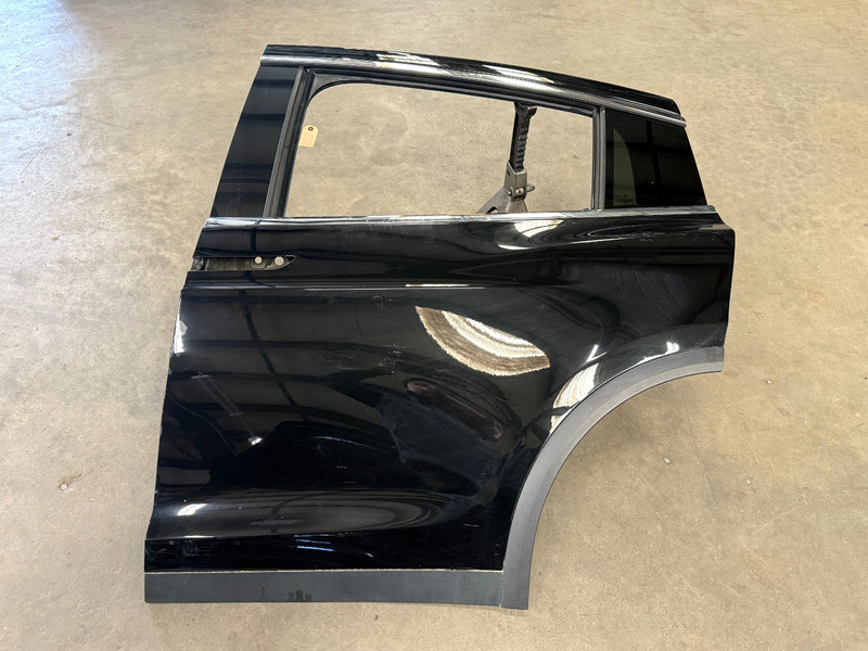 ⭐2016-2020 TESLA MODEL X REAR LEFT SIDE FALCON DOOR SHELL COVER ASSY OEM LOT2740