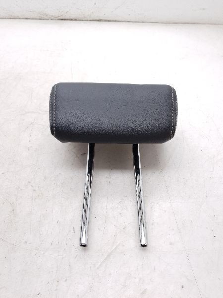 2011 TOYOTA SIENNA SE REAR CENTER MOUNTED LEATHER HEADREST ASSEMBLY