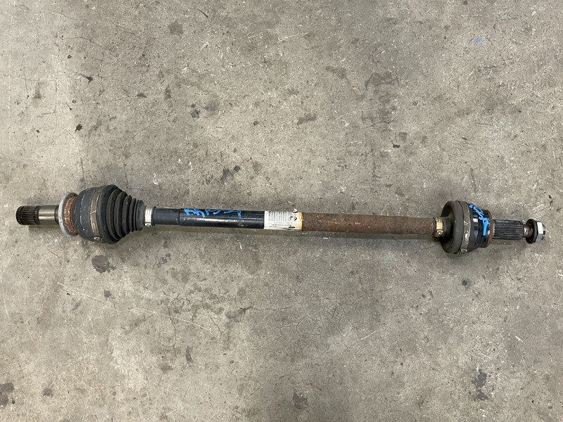 17 18 19 20 Jaguar F-Pace Rear Right Passenger CV Axle Shaft AWD 1559 OEM