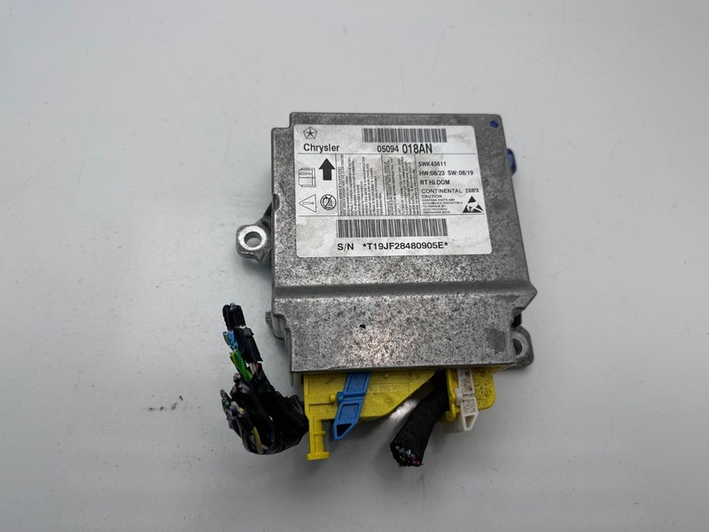 Chrysler Dodge Control Module05094 018AN Continental 61351A 05094018AN