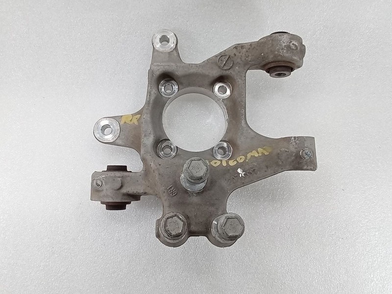 2008-2017 Chevrolet Equinox Right Rear Suspension Steering Knuckle 23337208