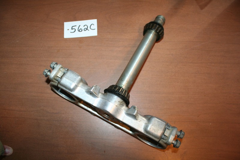 1990 Suzuki RM 250 Triple Tree Steering Stem Lower Clamp OEM 90