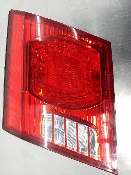 Passenger Right Tail Light Lid Mounted Fits 03-06 MAGENTIS 181019
