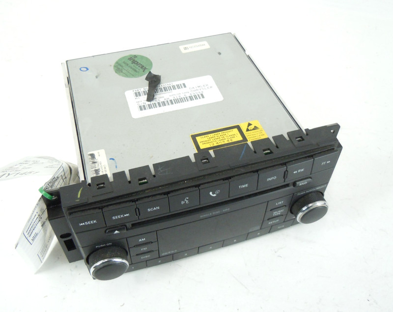 2007 2008 Chrysler Sebring AM FM Radio CD Disc MP3 Player Receiver ID RES OEM