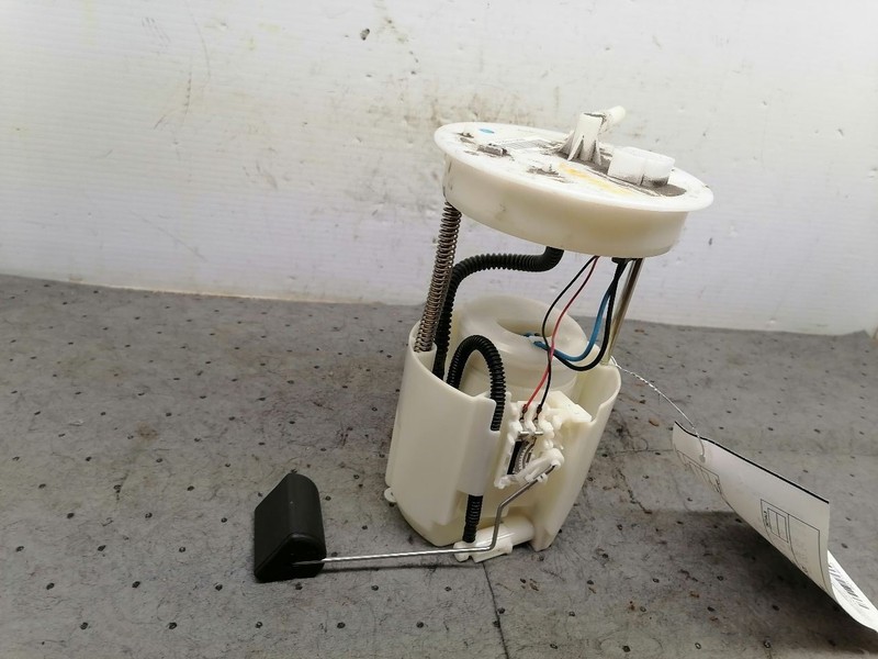 Fuel Pump Assembly Tank Mounted 2.0L VIN 7 Fits 12-13 MAZDA 3 1714910