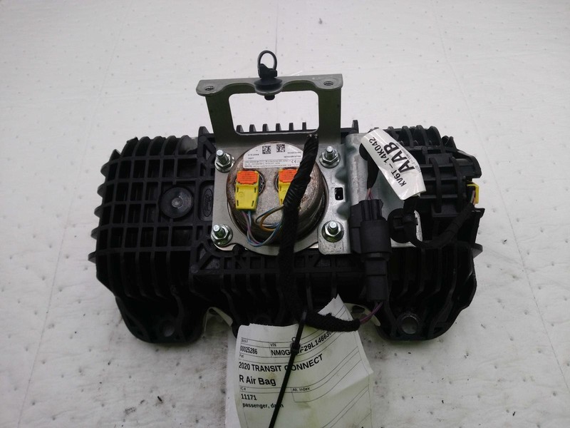 Used Right Instrument Panel Air Bag fits: 2020 Ford Transit connect passenger da
