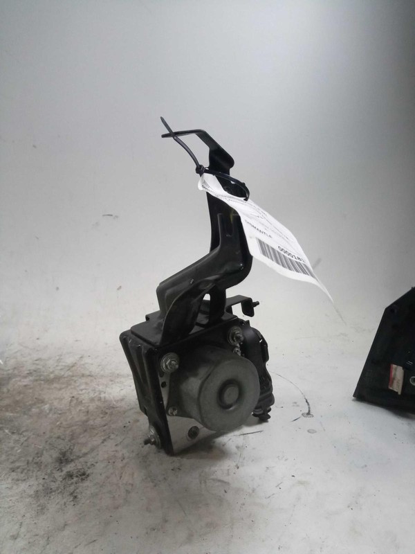 2018 Nissan Sentra ABS Pump & Motor Assembly OEM 476603RU1C 100k Miles