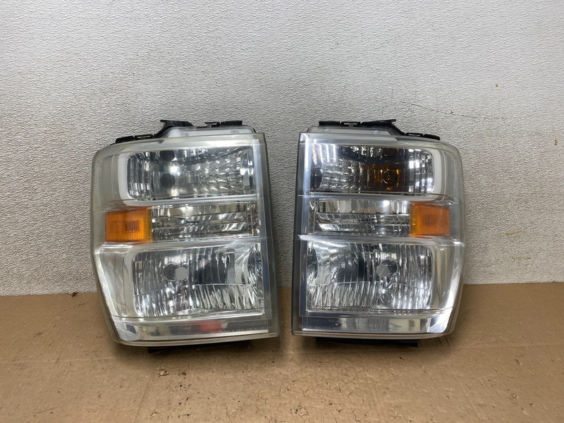 2008-2014 Ford Econoline E150 E250 E350 Left+Right Headlights W1121 DW