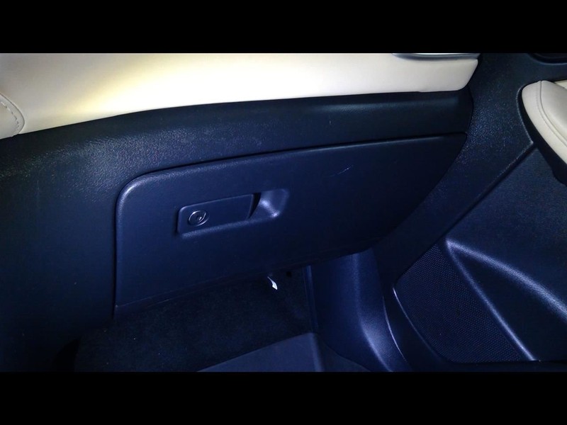 QX30 2017-2019 Glove Box 1693391