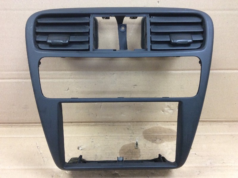 01 02 Accord Radio Vent Dash Bezel Finish Assy Center Panel Used OEM