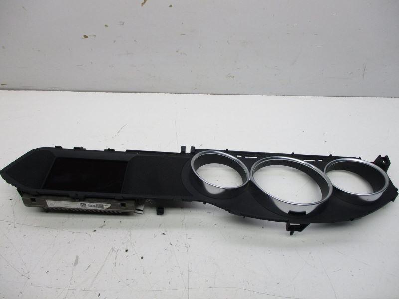 INFO GPS NAVI SCREEN W BAZEL Fits 12-15 MERCEDES C250 W204 29966