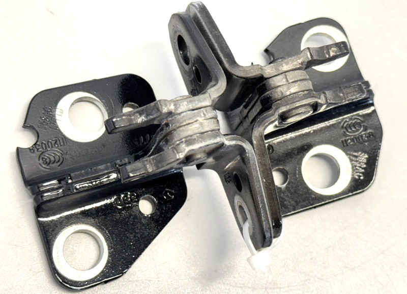 ✅ 2019-2026 RAM 1500 BLACK REAR RIGHT DOOR HINGE UPPER & LOWER SET OF 2 PXJ OEM