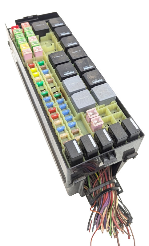 10-13 Land Rover Range Rover Sport 5.0L Supercharged Engine Fuse Relay Box