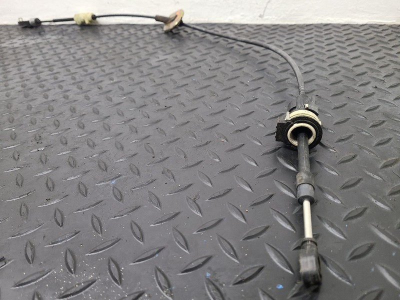 07-11 Dodge Nitro Gear Shifter Cable OEM 52109781AD