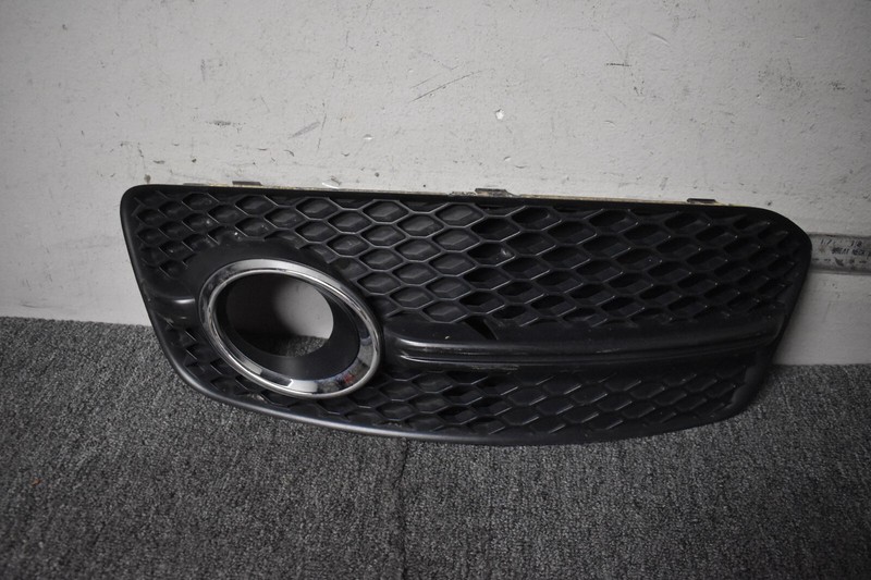 2013-2017 AUDI Q5 PREMIUM OUTER GRILLE LEFT SIDE FACTORY OEM