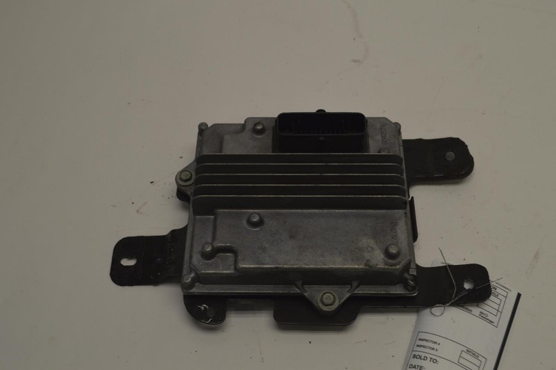 2017-2019 CHEVY/GMC SUBURBAN REAR SUSPENSION CONTROL MODULE UNIT OEM