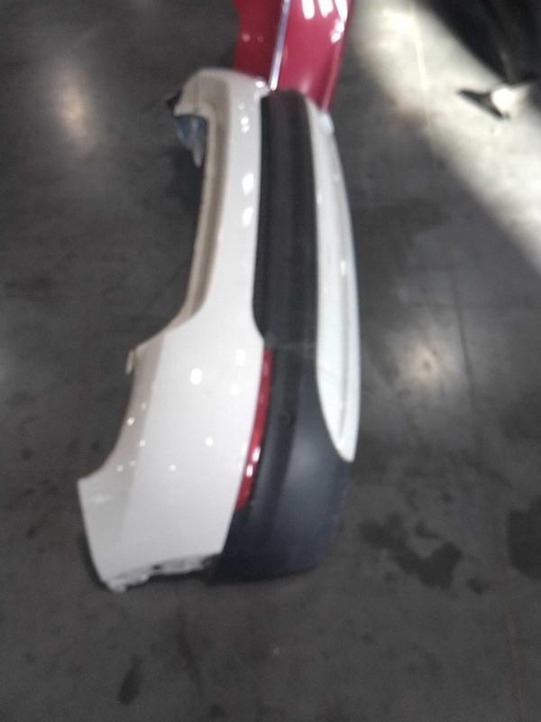 2016 FIAT 500 Bumper Assembly OEM White 68247102AA 118K Miles