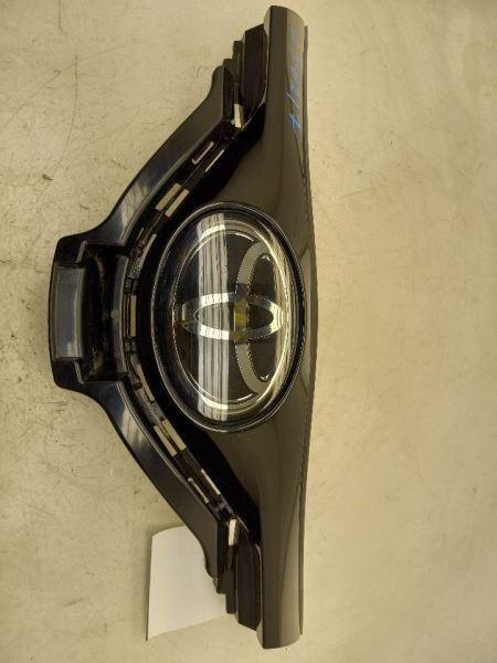18-19 TOYOTA C-HR LE BLACK GRILLE ASSEMBLY