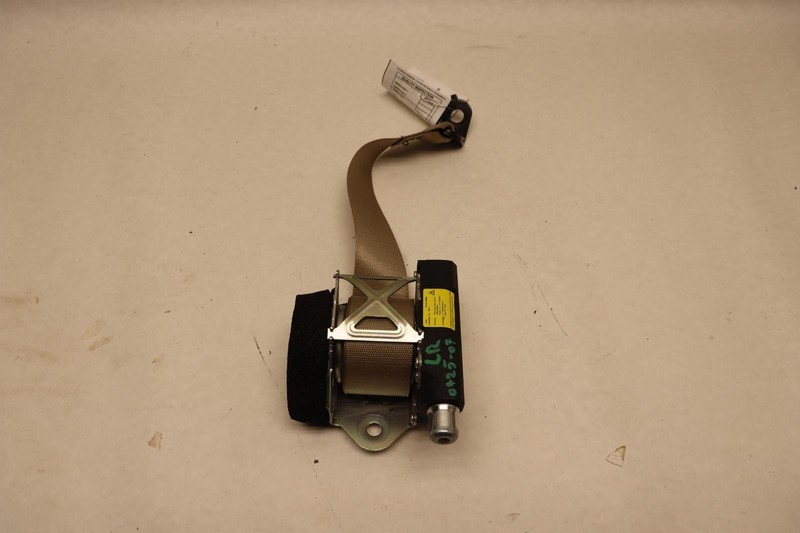 2010-2016 MERCEDES E-CLASS E350 W212 SEDAN REAR LEFT SIDE SEAT BELT OEM
