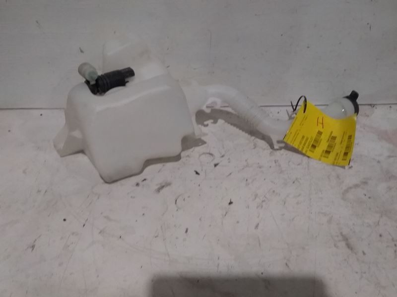 Wash Reservoir Flexible Neck Fits 10-17 EQUINOX 3200338