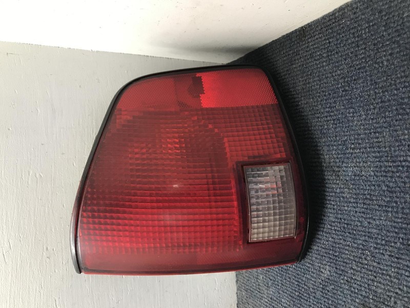 94-'04 CHEVROLET S10/S15/SONOMA Right Passenger Taillight OEM Grade B