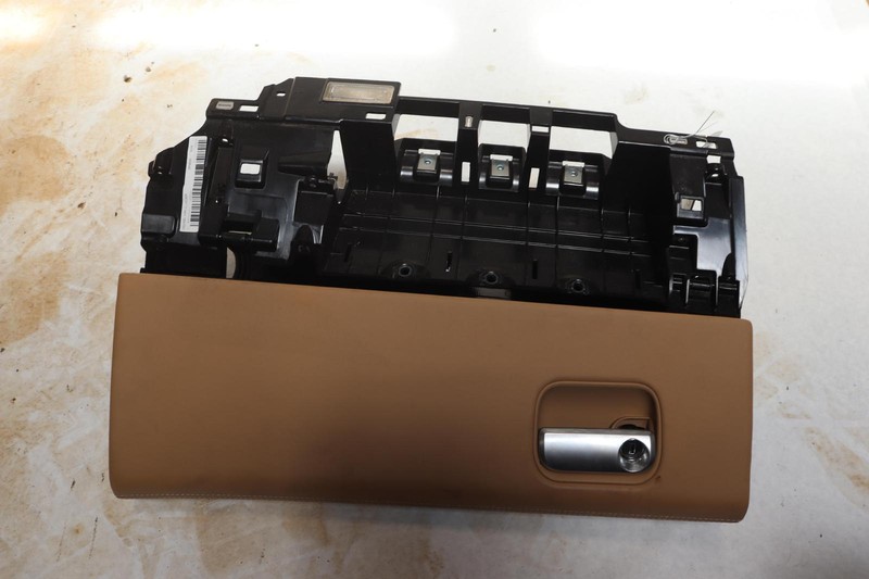 2014-2016 PORSCHE PANAMERA DASH DASHBOARD PASSENGER GLOVE BOX OEM