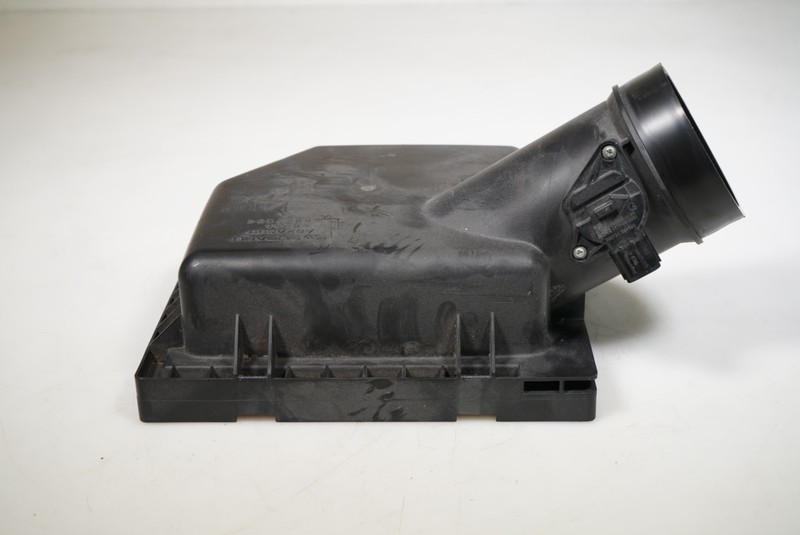 2020-2025 SUBARU LEGACY ENGINE AIR INTAKE CLEANER FILTER BOX UPPER COVER OEM