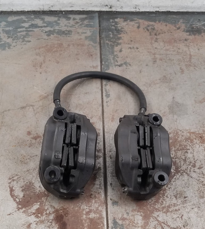 2007 06 11 Kawasaki Ninja ZX14 Front Brake Calipers #9248 G7