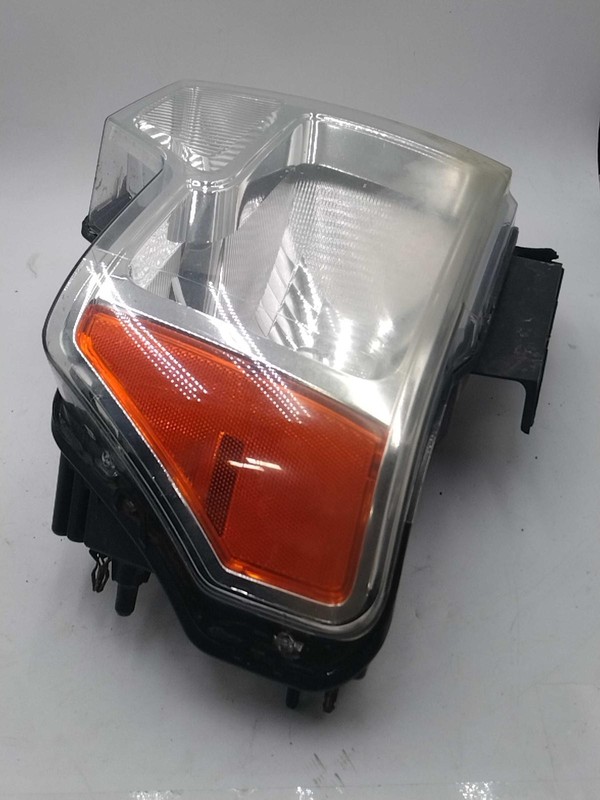 2014 Ford F150 Left Headlight Assembly White OEM Used 256557 163K Miles