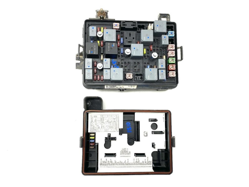 Engine Fuse Junction Box MT 15849569 Fits 2006 Pontiac Solstice 86367