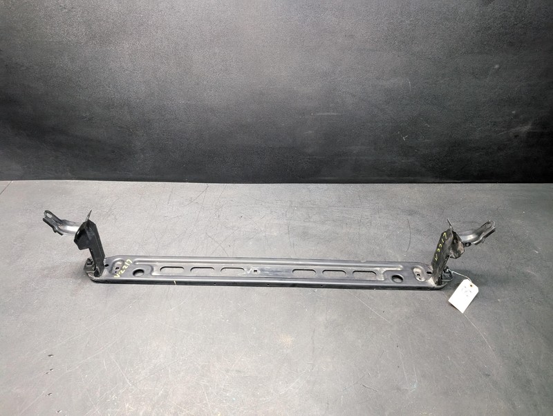 3PC Radiator Lower Support w/ Brackets Set 2015 Volvo S60 31368100 2014 - 2018