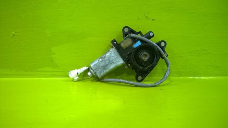 01 02 03 04 05 VITARA XL-7 PASSENGER RIGHT FRONT WINDOW MOTOR OEM 3290-8