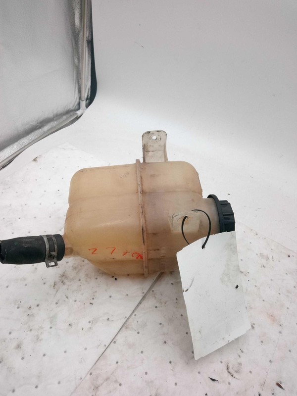 2014 Ford Edge Engine Coolant Reservoir Black OEM 7T438A080AC 262K Miles