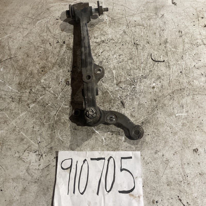 1995-97 LEXUS LS400 LEFT DRIVER SIDE FRONT LOWER CONTROL ARM