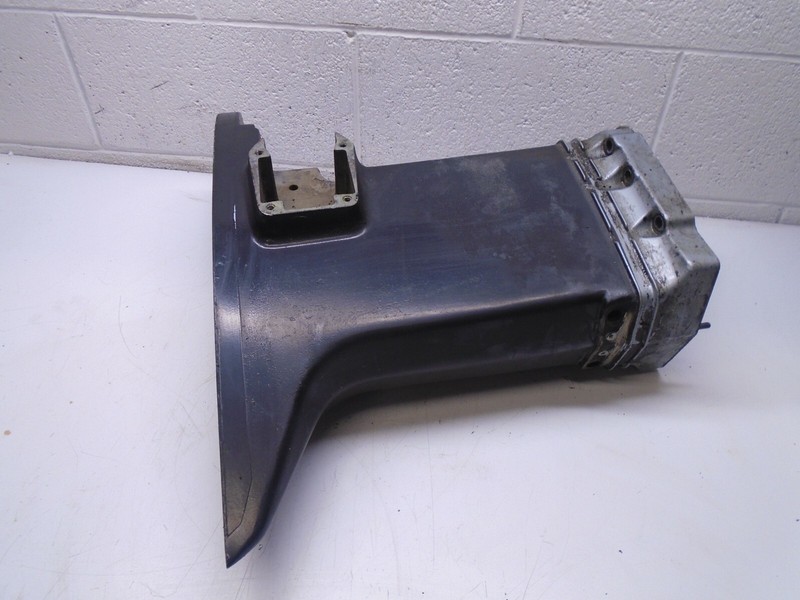 U4 1987 Johnson Evinrude XL Midsection Inner Exhaust 327797 431626 200 225HP V6