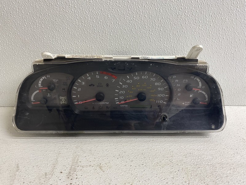 2001-2004 Toyota Sequoia Auto 4x4 Speedometer Gauge Cluster 83800-0C011 miles???