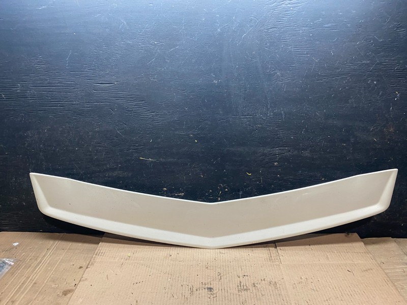 2003 to 2007 Cadillac CTS Trunk Spoiler Wing White OEM W2492 DG