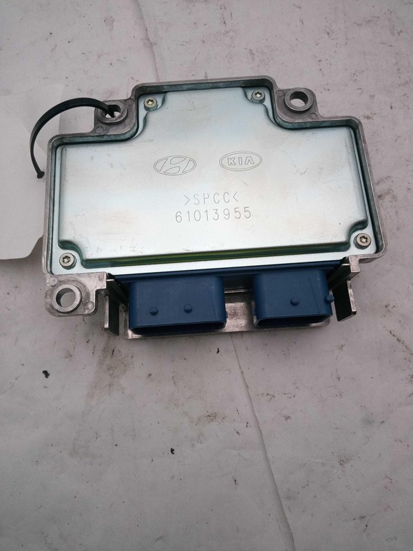Used Air Bag Module fits: 2015 Kia Optima Air Bag center console 2.4L VIN 7 8th