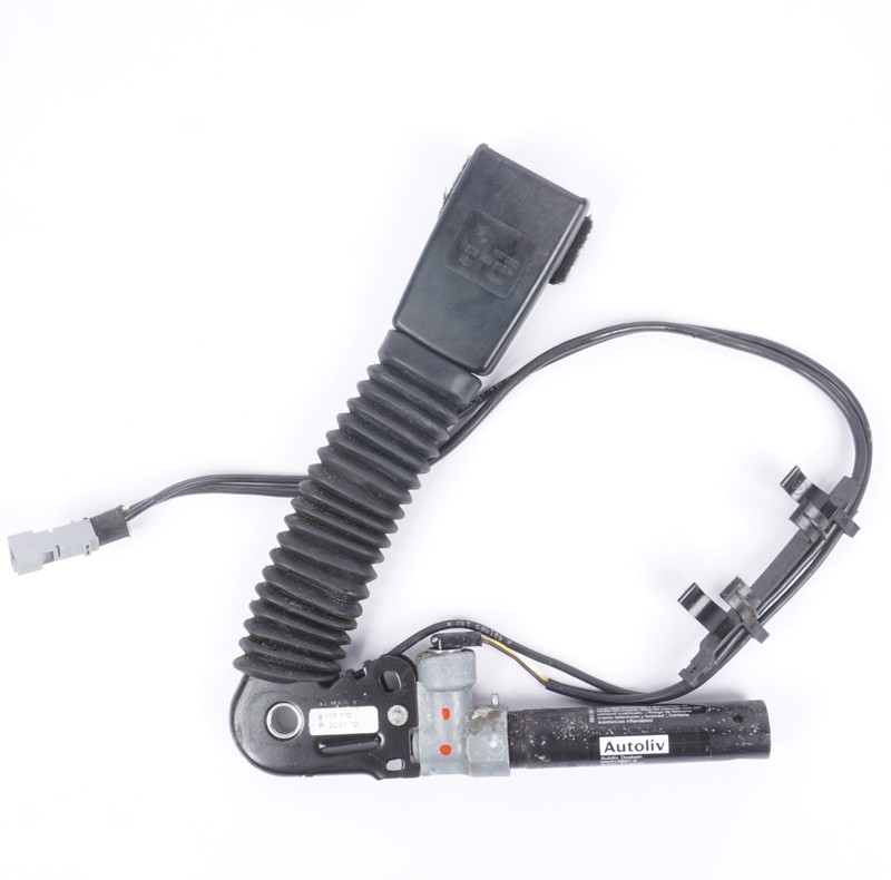 07-09 BMW E92 E93 FRONT RIGHT PASSENGER SIDE SEAT BELT BUCKLE