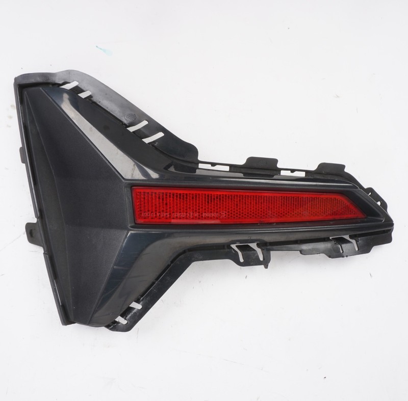 2019 - 2023 BMWG20 330I Rear Right Bumper Reflector Trim 51127463618