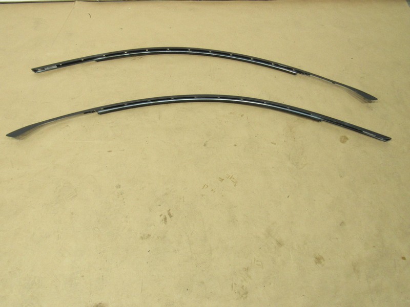 18-21 Aston Martin Vantage 2019 Left Right Door Finisher Molding Trim Set Y2