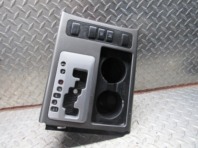 2010 NISSAN ARMADA FRONT CENTER CONSOLE SHIFTER BEZEL W/ CUP HOLDER 96912 ZW01A