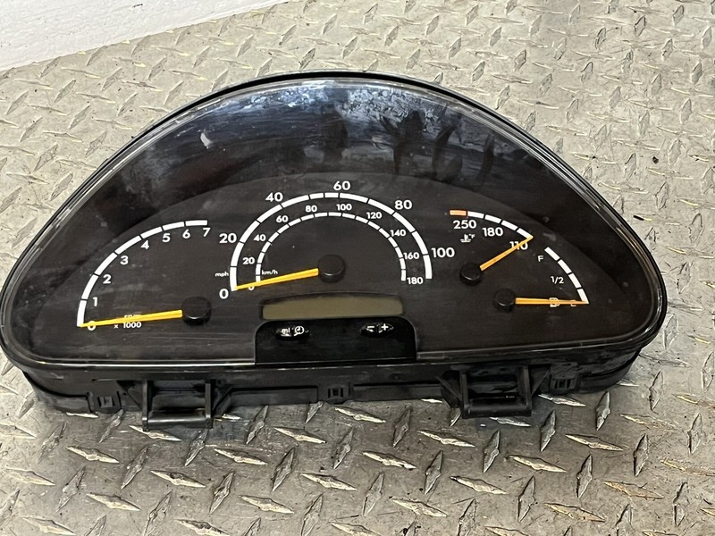 02-06 Mercedes Dodge Sprinter T1N Speedometer Cluster Instrument Gauge 243K Mile