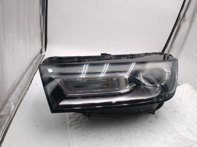2018 Audi Q5 Left Headlight Assembly - Used, Small Chip, White, 678022