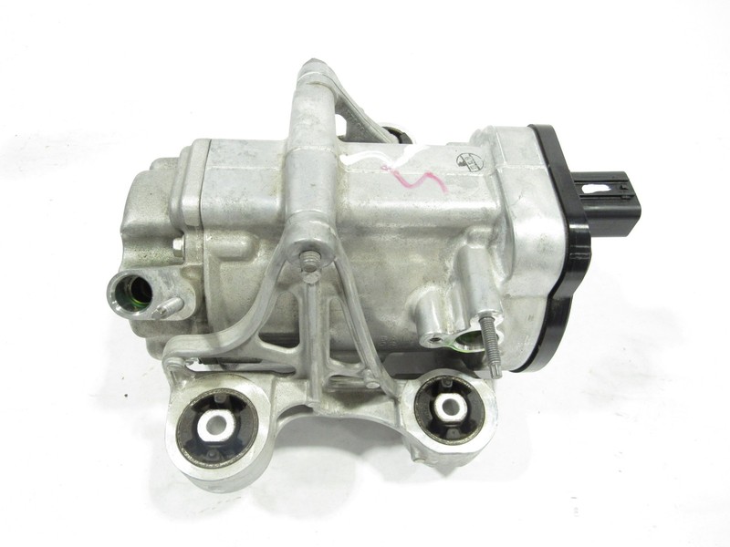 Rivian R1S 2024 AC A/C Air Conditioning Compressor Pump W/ Bracket21-26 @1
