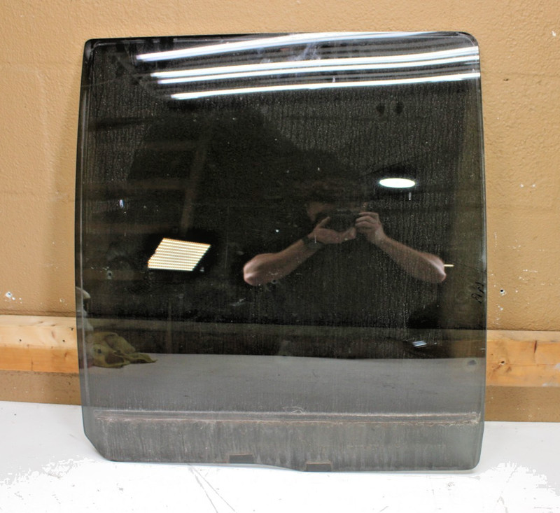 Rear Door Glass Window LINCOLN NAVIGATOR Right Passenger RH 07 - 17