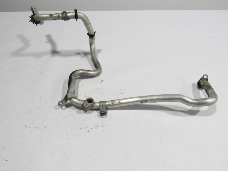 15-18 Porsche Macan 2015 3.6L Engine Motor Coolant Pipe Hose Line :A