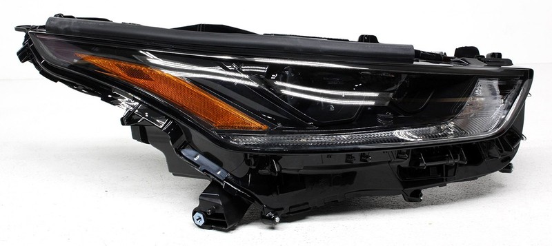 OEM Toyota Highlander XSE Right Passenger Side LED Headlamp Tab Missing