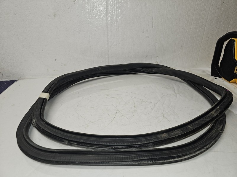 2017-2022 Buick Encore OEM Rear Rh Right Door On Body Weather Strip Seal