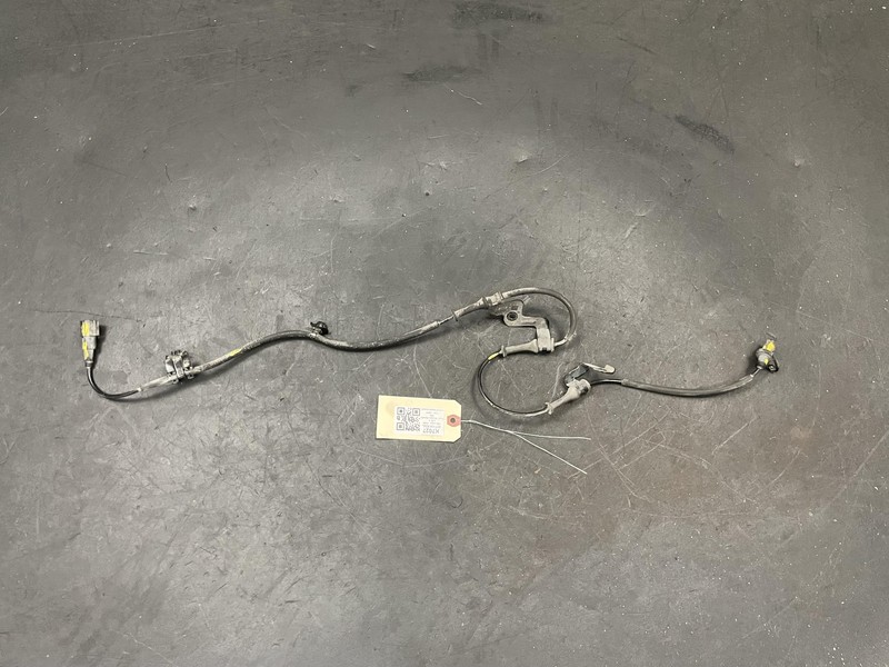 Front Right ABS Wheel Speed Sensor 2017 Kia Soul 95671-B2050 2014 2015 - 2019